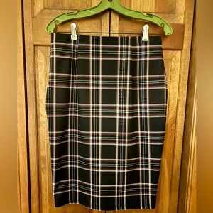 Philosophy Women’s Sz S Dark Plaid, Preppy Dark Academia Inspired Pencil Skirt